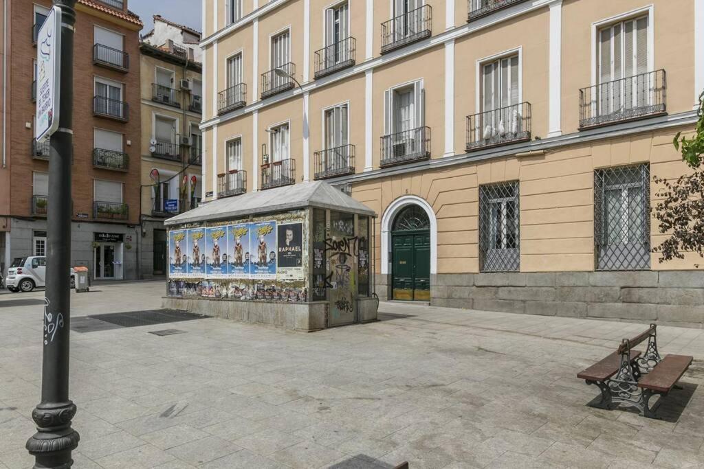 Apartamentos Plaza De Pedro Zerolo I Мадрид Экстерьер фото